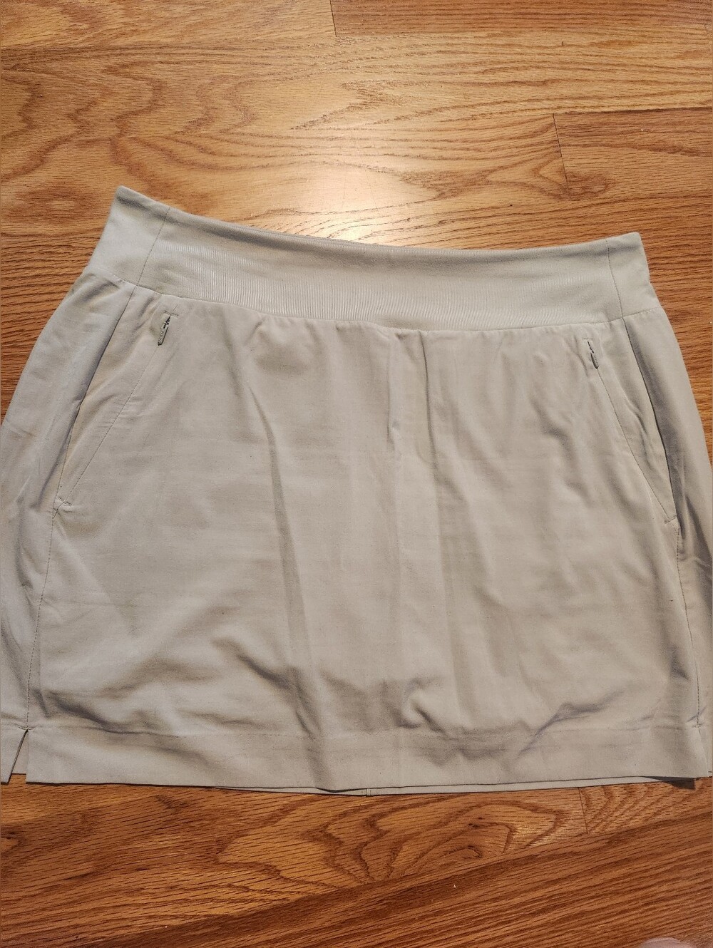 Athleta Taupe Athletic Skort with Interior Liner Size 12 Sport Skort